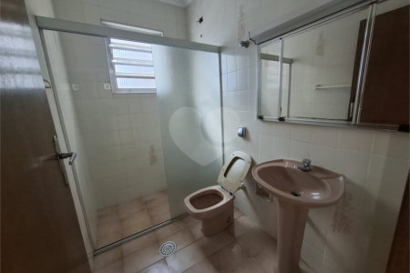 Sobrado à venda com 3 quartos, sendo 1 suíte, em Campo Grande, São Paulo, SP