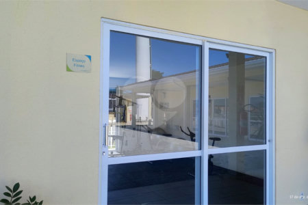 Casa à venda com 2 quartos, sendo 1 suíte, no condomínio Olympia Park Residence, Rio de Janeiro - RJ