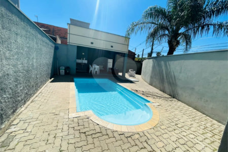 Casa à venda com 2 quartos no condomínio Villa Itália, Vinhedo - SP