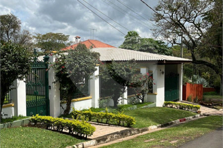 Casa à venda com 6 quartos, sendo 4 suítes,  no condomínio City Castelo, Itu - SP