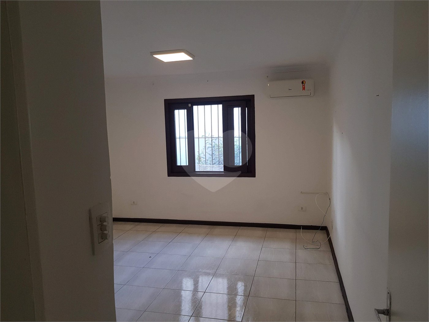 Sobrado à venda com 3 quartos, sendo 1 suíte, em Chácara Santo Antônio, São Paulo, SP