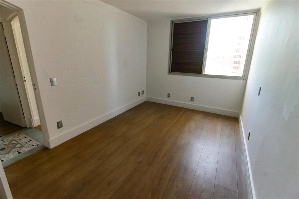 Apartamento à venda com 3 quartos, sendo 2 suítes, em Vila Andrade, São Paulo, SP