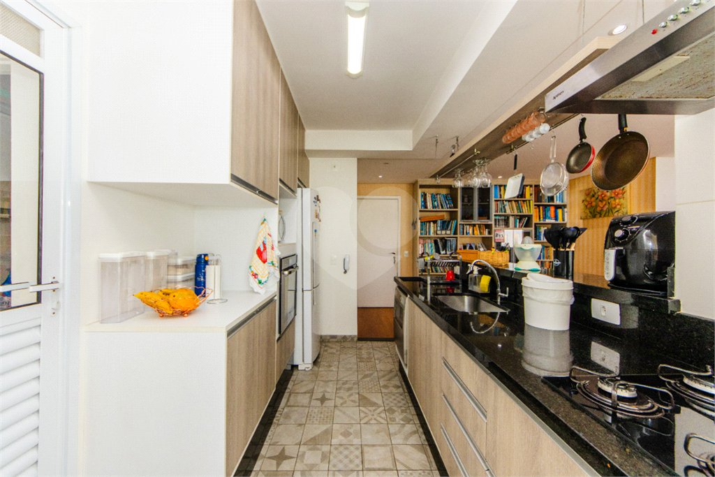 Apartamento à venda com 3 quartos, sendo 2 suítes,  em Tatuapé, São Paulo, SP