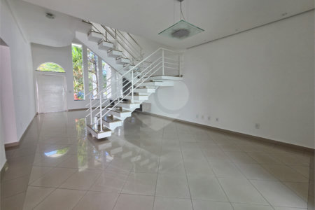 Casa para alugar com 3 suítes no condomínio Residencial Villa dos Inglezes, Sorocaba - SP
