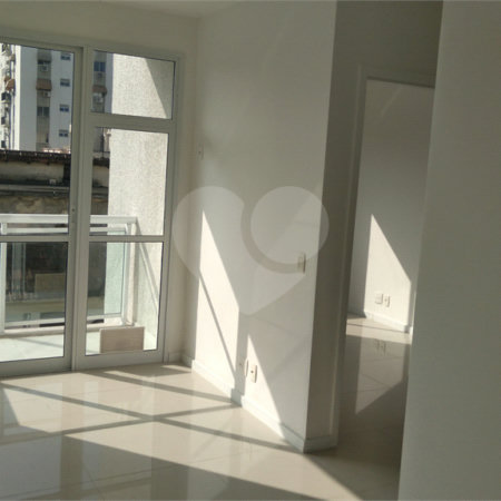 Apartamento à venda com 3 quartos, sendo 1 suíte,  em Vila Isabel, Rio de Janeiro, RJ