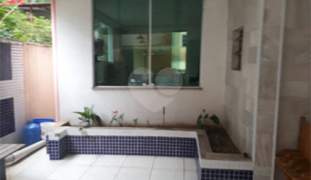 Sobrado à venda com 2 suítes em Imirim, São Paulo, SP