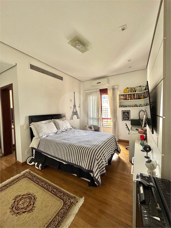 Apartamento à venda com 4 suítes em Vila Suzana, São Paulo, SP