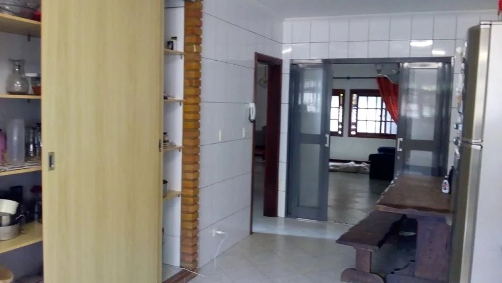 Sobrado à venda com 5 quartos, sendo 1 suíte, em Lapa de Baixo, São Paulo, SP