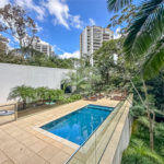 Terreno à venda no condomínio Chácara Santa Helena, São Paulo - SP