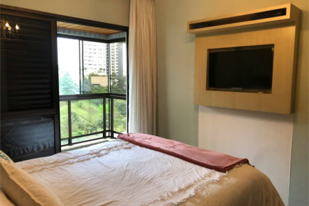 Apartamento à venda com 3 suítes em Vila Andrade, São Paulo, SP