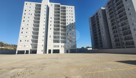 Apartamento para alugar com 3 quartos, sendo 1 suíte,  em Jardim das Palmeiras, Atibaia, SP
