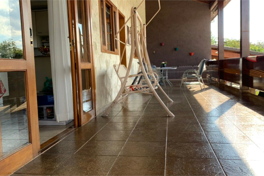 Casa à venda com 5 quartos, sendo 2 suítes, em Serra da Cantareira, Mairiporã, SP