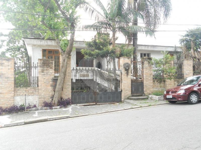 Sobrado à venda com 5 quartos, sendo 1 suíte, em Tremembé, São Paulo, SP