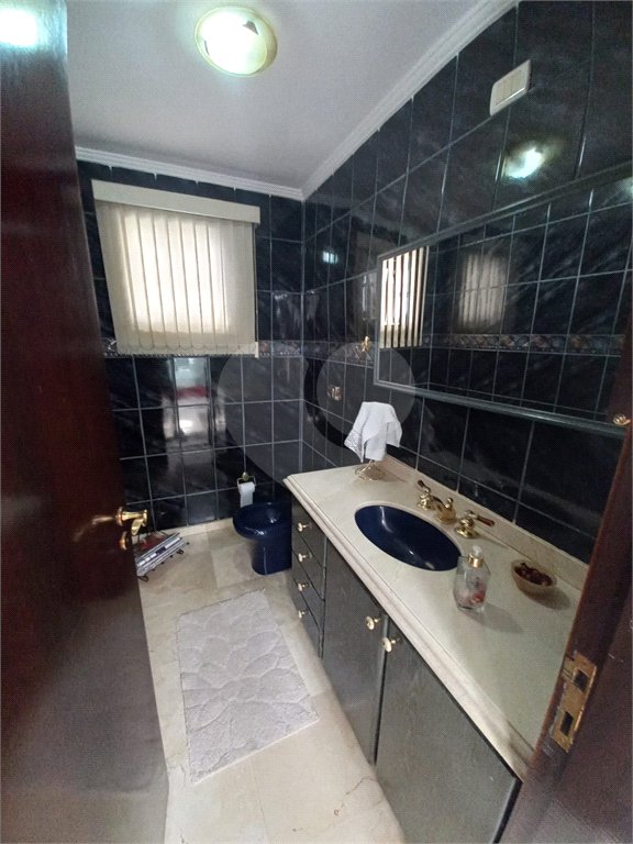 Casa à venda com 4 suítes no condomínio Aruã, Mogi das Cruzes - SP