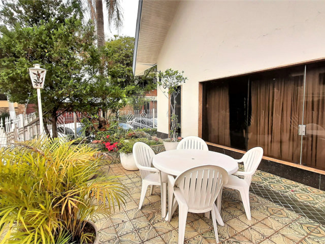 Casa de Vila à venda com 4 quartos, sendo 3 suítes,  em Brooklin Velho, São Paulo, SP