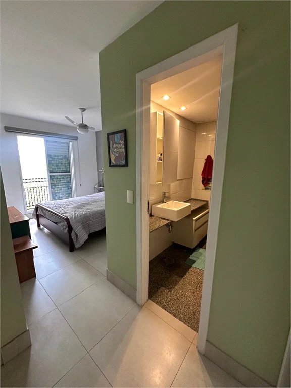 Casa à venda com 3 quartos, sendo 2 suítes, no condomínio Townhouse Village Morumbi, São Paulo - SP
