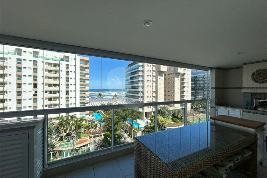 Apartamento à venda com 3 suítes em Riviera de São Lourenço, Bertioga, SP