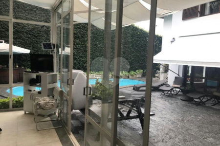 Casa à venda com 5 quartos, sendo 2 suítes,  em Jardim Everest, São Paulo, SP