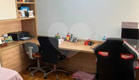 Sobrado à venda com 3 quartos, sendo 1 suíte,  em Vila Alexandria, São Paulo, SP