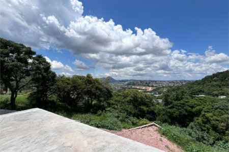 Casa à venda com 4 suítes no condomínio Itapora, Atibaia - SP