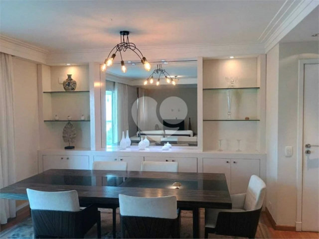 Apartamento à venda ou para alugar com 2 suítes em Brooklin, São Paulo, SP