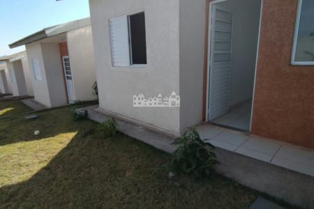 Casa à venda com 2 quartos em Caetetuba, Atibaia, SP