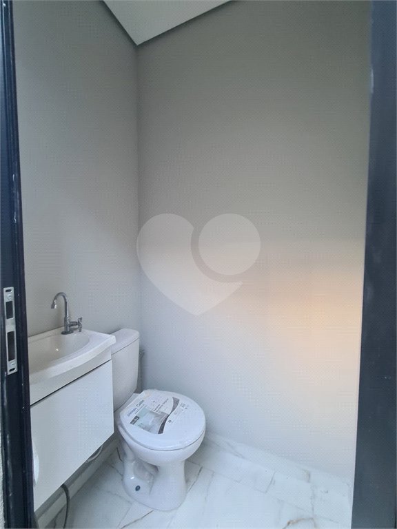 Casa à venda com 3 suítes no condomínio Reserva dos Jatobás, Louveira - SP