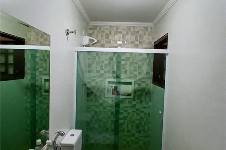Sobrado à venda com 3 quartos, sendo 1 suíte,  em Tremembé, São Paulo, SP