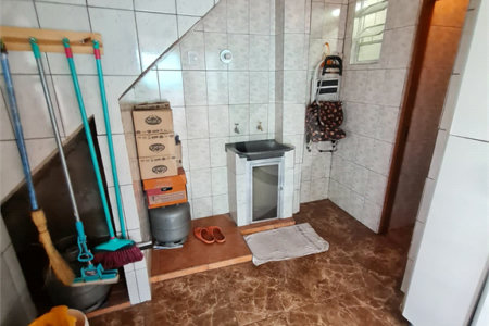 Casa à venda com 6 quartos em Vila dos Remédios, São Paulo, SP