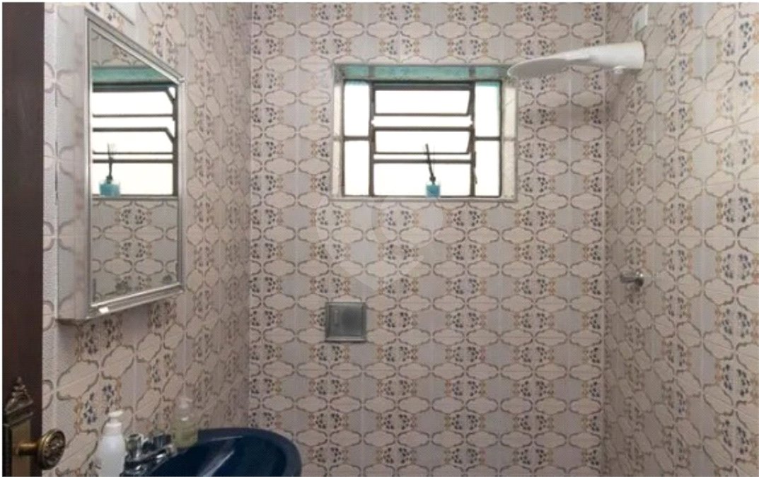 Casa Térrea à venda com 4 quartos, sendo 1 suíte,  em Vila Mazzei, São Paulo, SP