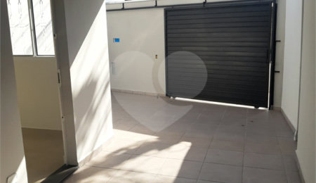 Casa à venda com 4 quartos em Lopes de Oliveira, Sorocaba, SP