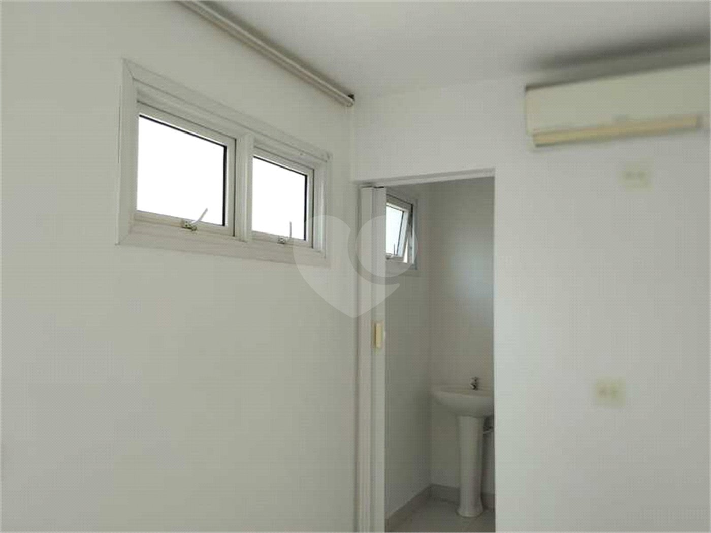 Sobrado à venda com 3 quartos, sendo 1 suíte, em Jardim São Paulo(zona Norte), São Paulo, SP