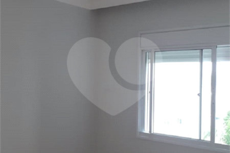 Apartamento à venda com 3 quartos, sendo 1 suíte,  em Jardim Vazani, São Paulo, SP