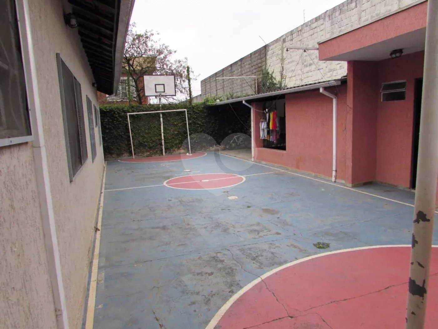 Casa Térrea à venda ou para alugar com 5 quartos, sendo 2 suítes, em Vila Horizonte, Mogi das Cruzes, SP
