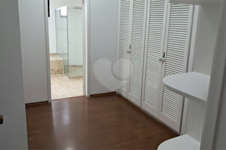 Apartamento para alugar com 4 suítes em Alto da Boa Vista, São Paulo, SP