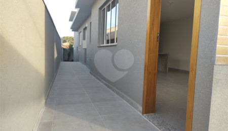 Casa Térrea à venda com 3 suítes em Jardim do Lago, Atibaia, SP