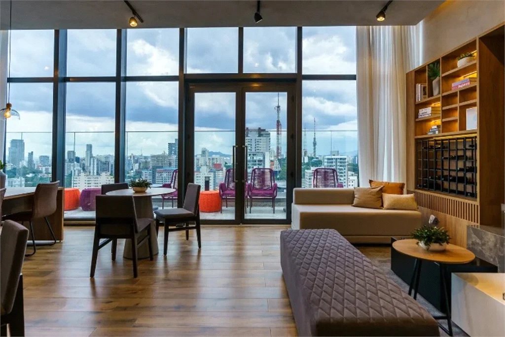 Apartamento à venda com 2 suítes em Pinheiros, São Paulo, SP