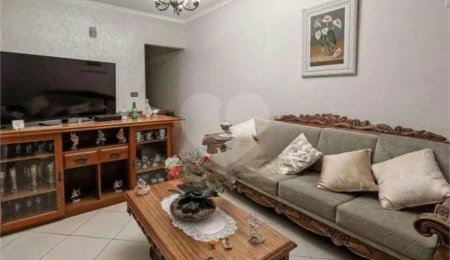 Casa à venda com 3 quartos em Jardim Marisa, São Paulo, SP
