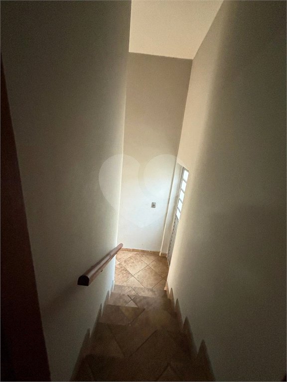 Casa à venda com 3 quartos, sendo 1 suíte, no Centro, Salto, SP