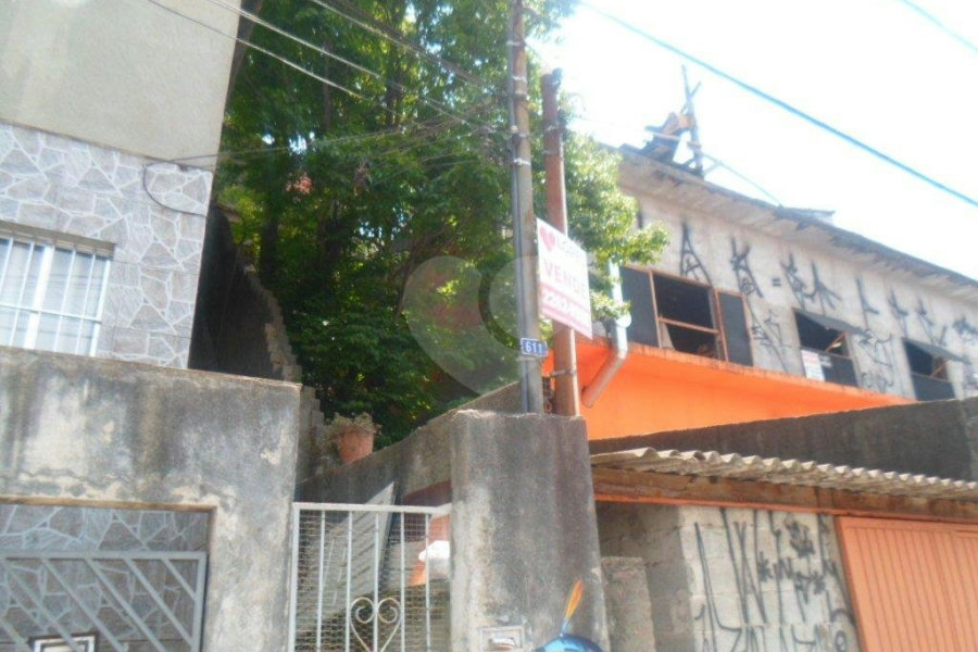 Terreno à venda em Parada Inglesa, São Paulo, SP