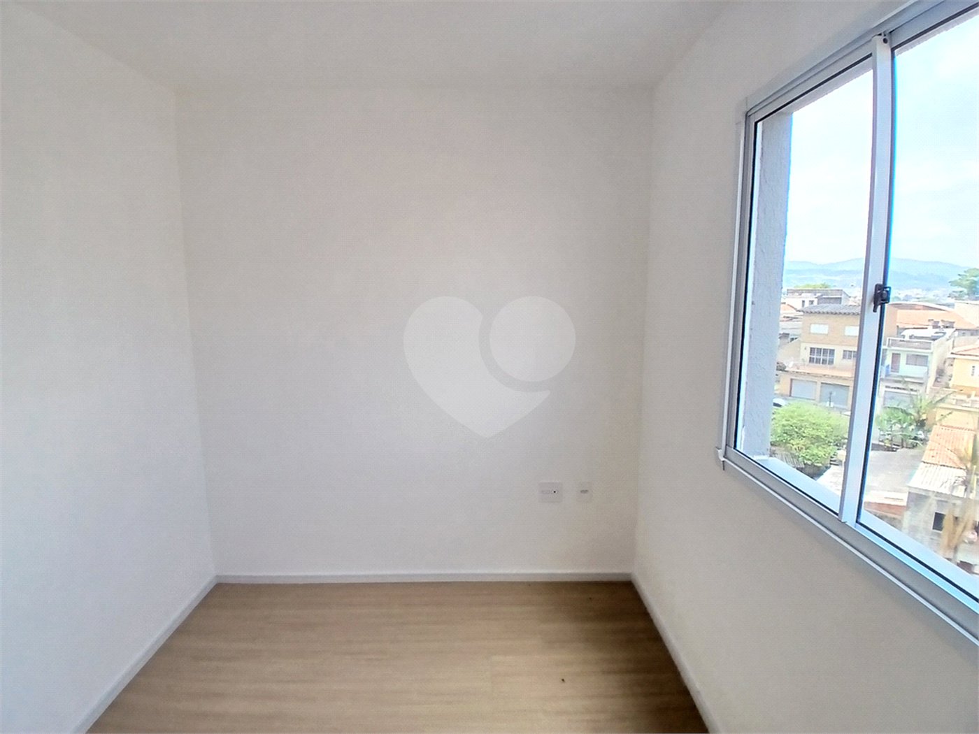 Apartamento à venda com 2 quartos em Vila Pereira Barreto, São Paulo, SP
