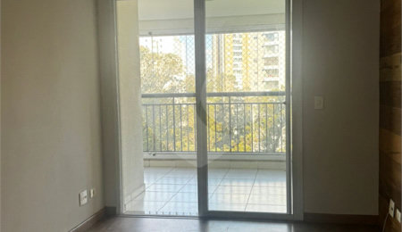 Apartamento para alugar com 3 quartos, sendo 1 suíte, em Parque Reboucas, São Paulo, SP