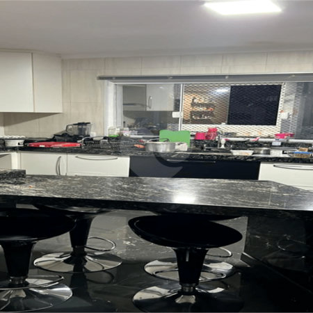 Casa Térrea à venda com 3 quartos, sendo 2 suítes, em Vila Gustavo, São Paulo, SP