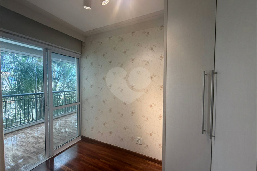Apartamento à venda com 3 quartos, sendo 2 suítes, em Vila Irmãos Arnoni, São Paulo, SP
