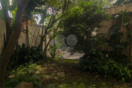 Casa à venda com 3 quartos, sendo 2 suítes, em Granja Julieta, São Paulo, SP
