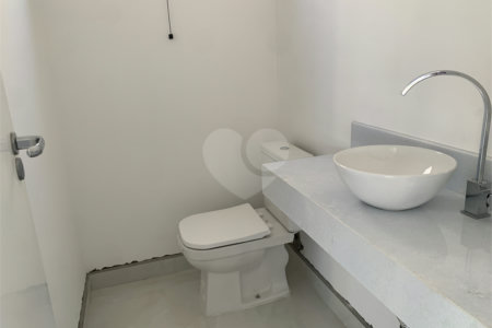 Casa à venda com 5 suítes no condomínio Alphaville Nova Esplanada 3, Votorantim - SP