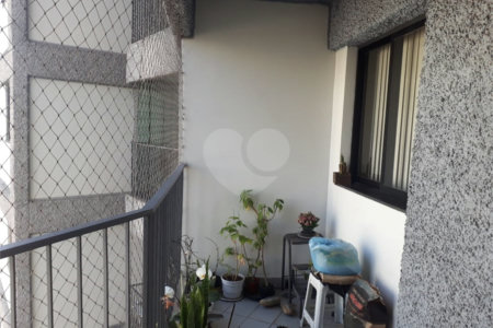 Apartamento à venda com 3 quartos, sendo 1 suíte, em Santa Teresinha, São Paulo, SP