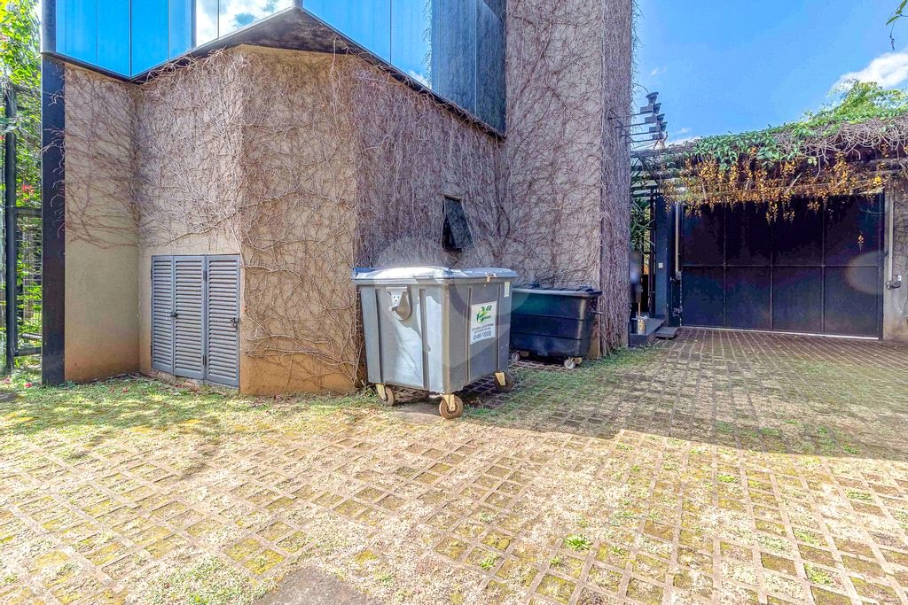 Prédio à venda em Jardim Everest, São Paulo, SP