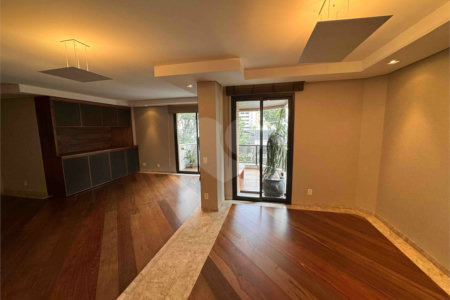 Apartamento à venda com 3 quartos, sendo 1 suíte, em Perdizes, São Paulo, SP