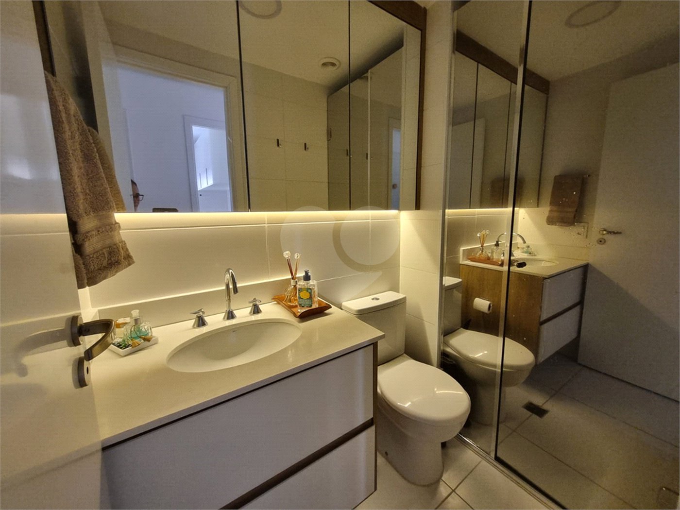Apartamento à venda com 2 quartos, sendo 1 suíte, em Vila Mariana, São Paulo, SP